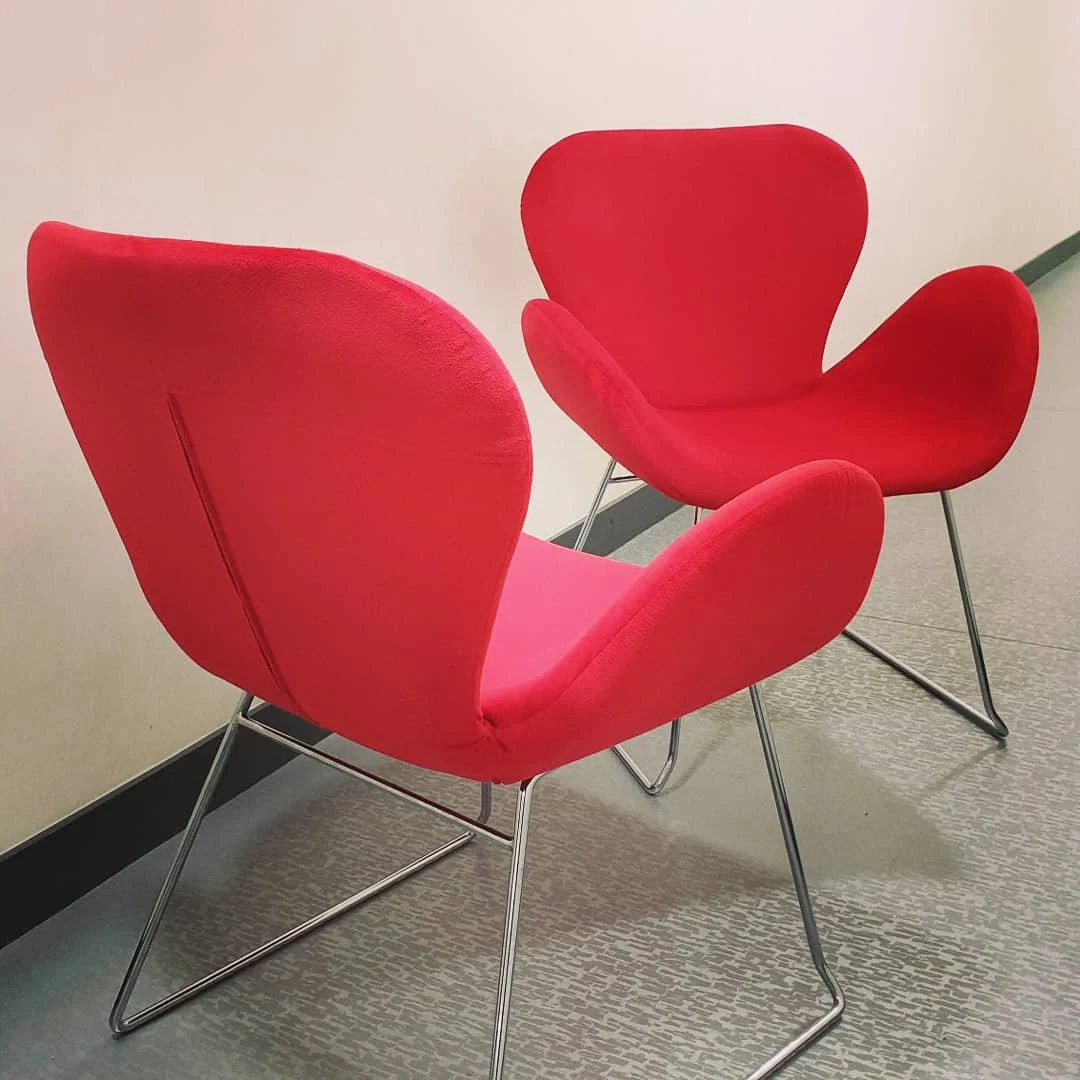 Fauteuil rénové présenté par Larouquine